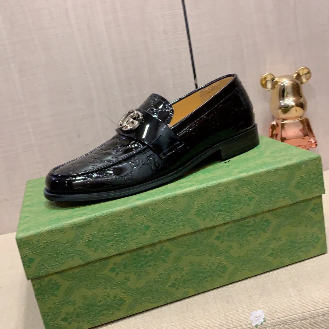 Men's Leather Shoes Men's Shoes 💰480💰💰🎩🎩 [Lightning] [Lightning] "Gucci*" The latest and most popular casual business leather shoes, top brand [Seduce] luxury ~ purchasing agent, top quality ~. [Strong] The upper is made of imported breathable cowhide with matching material ➕ breathable cowhide feet (•) and fine workmanship. The original stylish and stylish soft rubber wear-resistant and non-slip outsole is light and comfortable on the feet. The real thing looks better when taken in real life. 309: code: 38-44, can be customized to 45